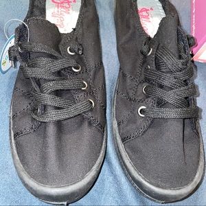 Jellypop Womens Dallas Lace-Up Canvas Sneakers